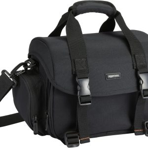 حقيبة كاميرا كبيرة من Amazon Basics، سوداء بداخل برتقالي، متوسطة الحجم